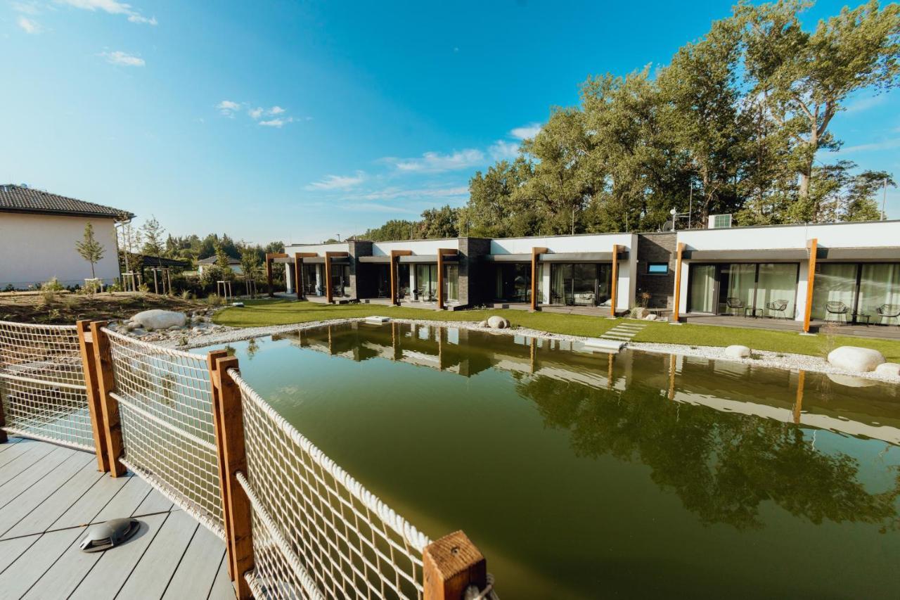 Hotel Resort Lovecka Basta Страконіце Екстер'єр фото